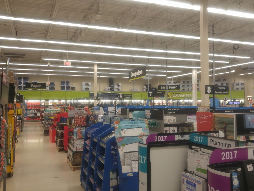 Staples Oshawa Centre | 410 Gibb St, Oshawa, ON L1J 0B2, Canada | Phone: (905) 404-4392