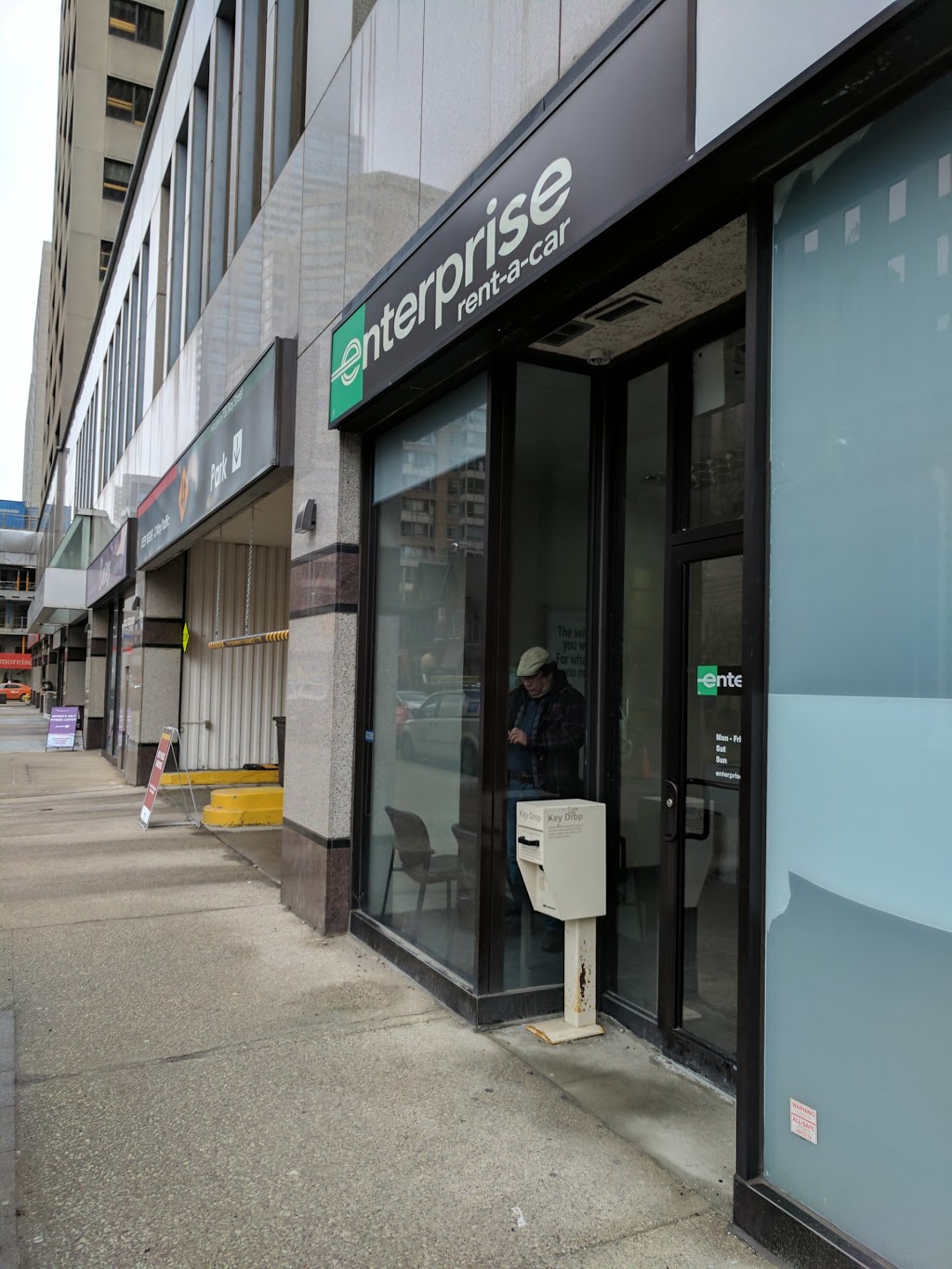 Enterprise Rent-A-Car | 77 Gerrard St W, Toronto, ON M5G 2A1, Canada | Phone: (416) 599-1375