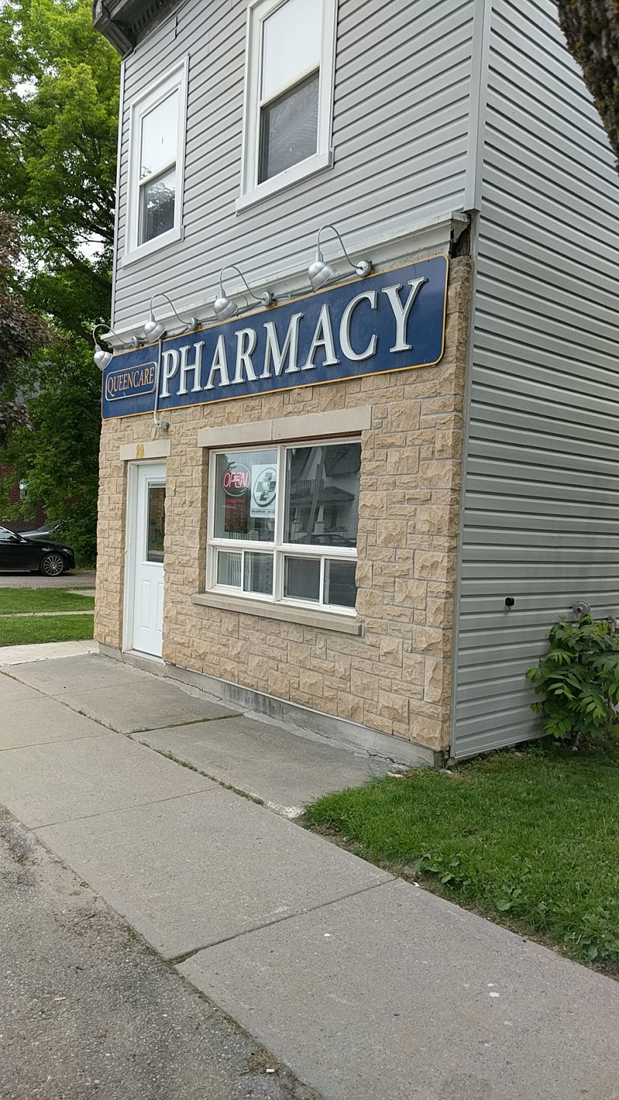 QueenCare Pharmacy | 29 Queen St N, Tottenham, ON L0G 1W0, Canada | Phone: (905) 406-6000