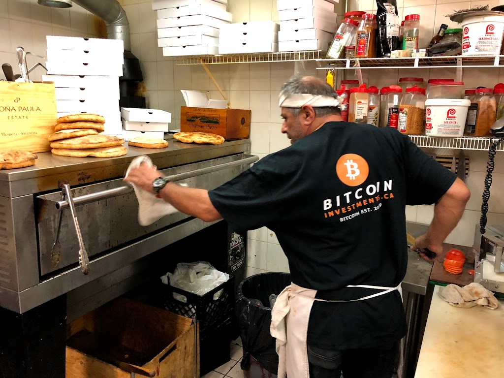 The Stromboli Inn | 614 1 Ave NE, Calgary, AB T2E 3S2, Canada | Phone: (403) 265-8680