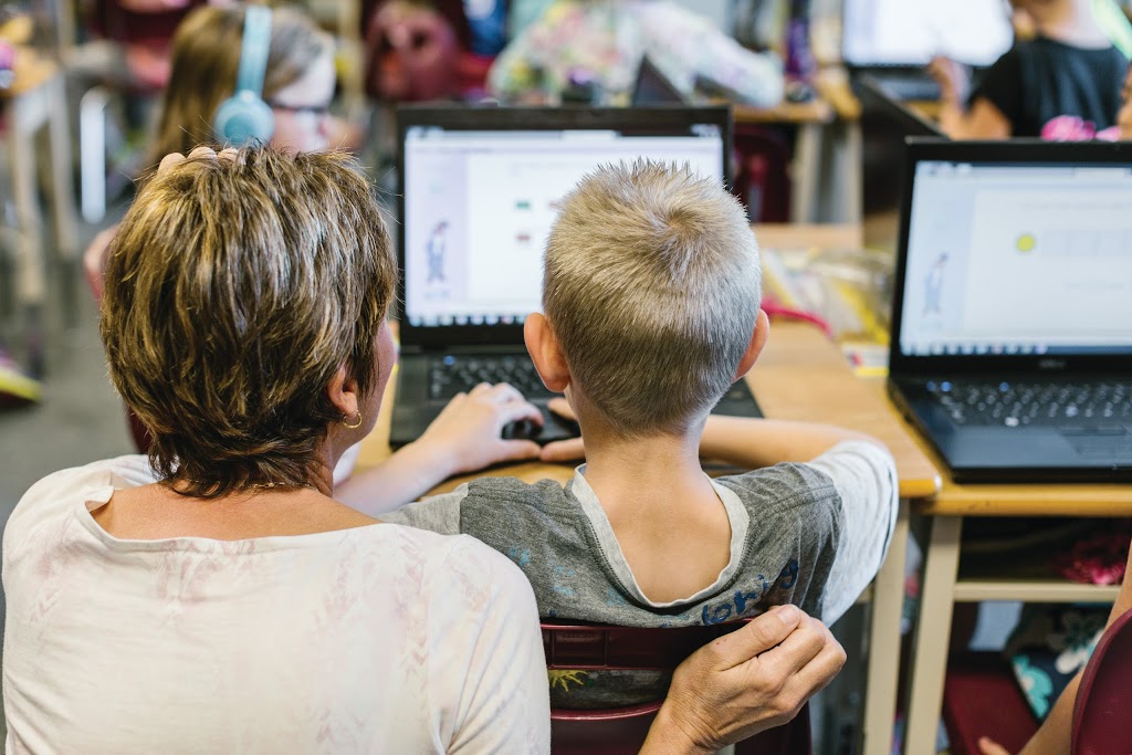 Abbotsford Christian Elementary School | 3939 Old Clayburn Rd, Abbotsford, BC V3G 1J9, Canada | Phone: (604) 755-1891
