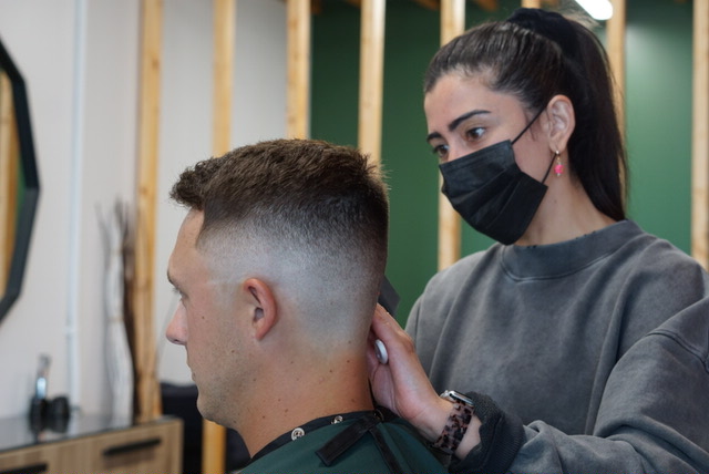 Cru Barber & Co. | 40 Drovers Run #3, Niverville, MB R0A 0A1, Canada | Phone: (431) 554-6666