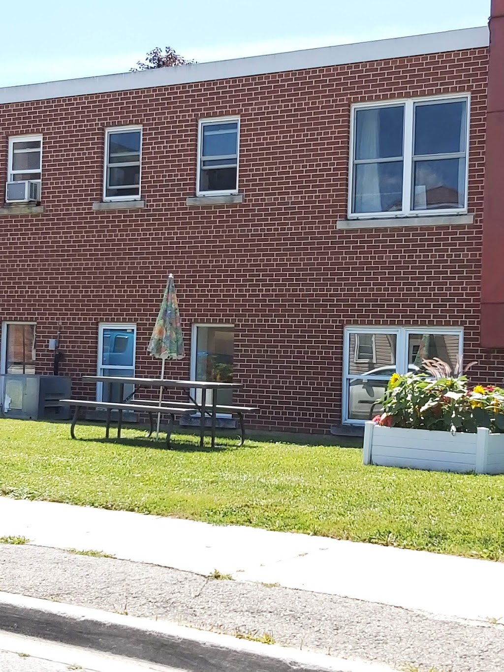 Markdale Hospital | 55 Isla St, Markdale, ON N0C 1H0, Canada | Phone: (519) 986-3040