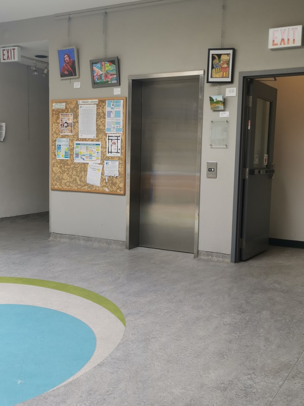 Toronto Public Library - Swansea Memorial Branch | 95 Lavinia Ave, Toronto, ON M6S 3H9, Canada | Phone: (416) 393-7695