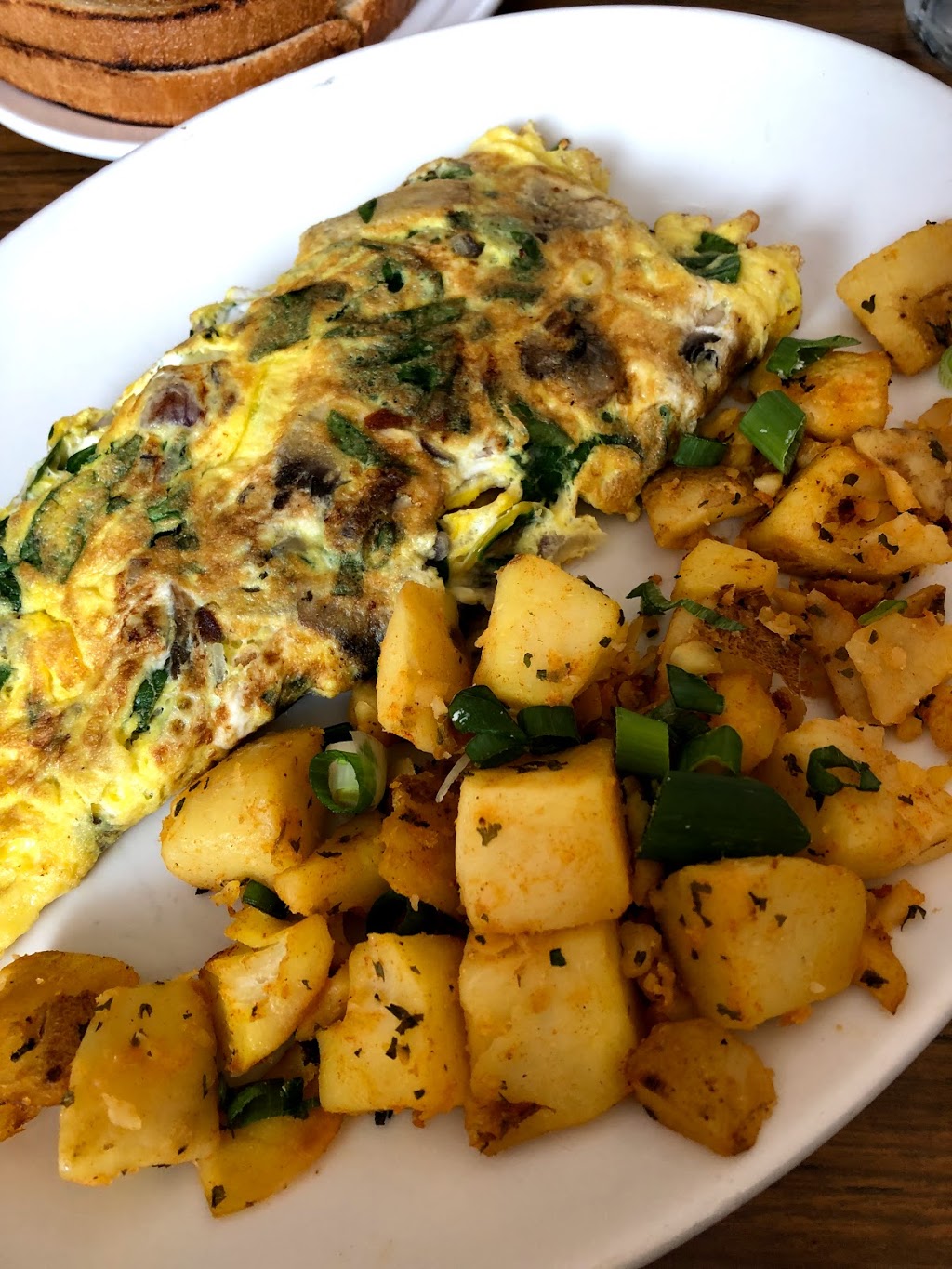 West Bowmanville Family Restaurant | Bowmanville, ON L1C 2H6, Canada | Phone: (905) 623-3223