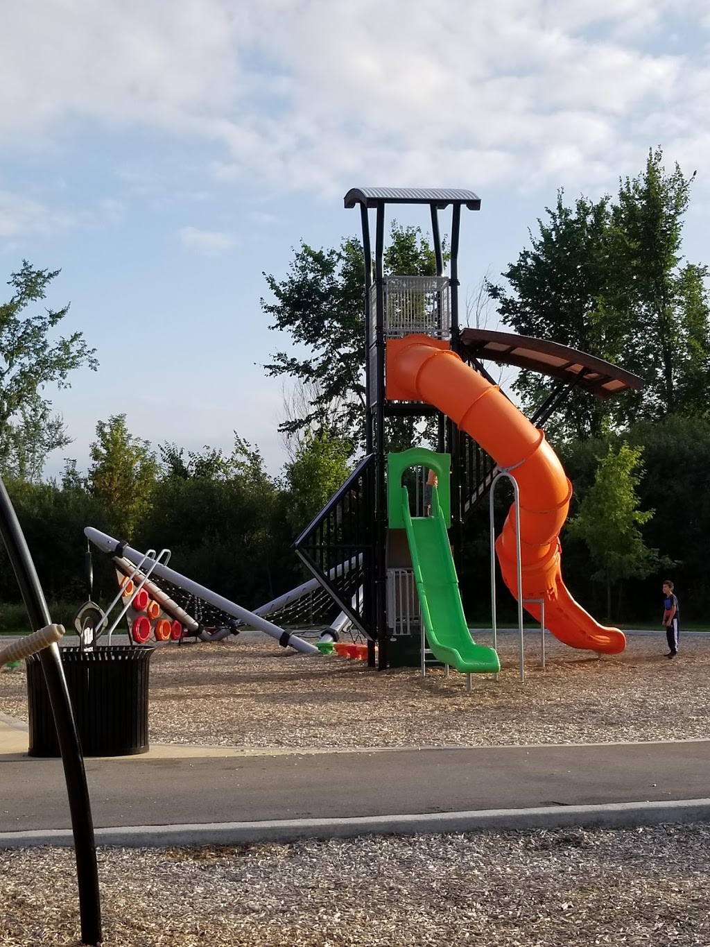 Central Park | 205 Rue de Bruxelles, Gatineau, QC J9J 0G5, Canada | Phone: (819) 595-2002
