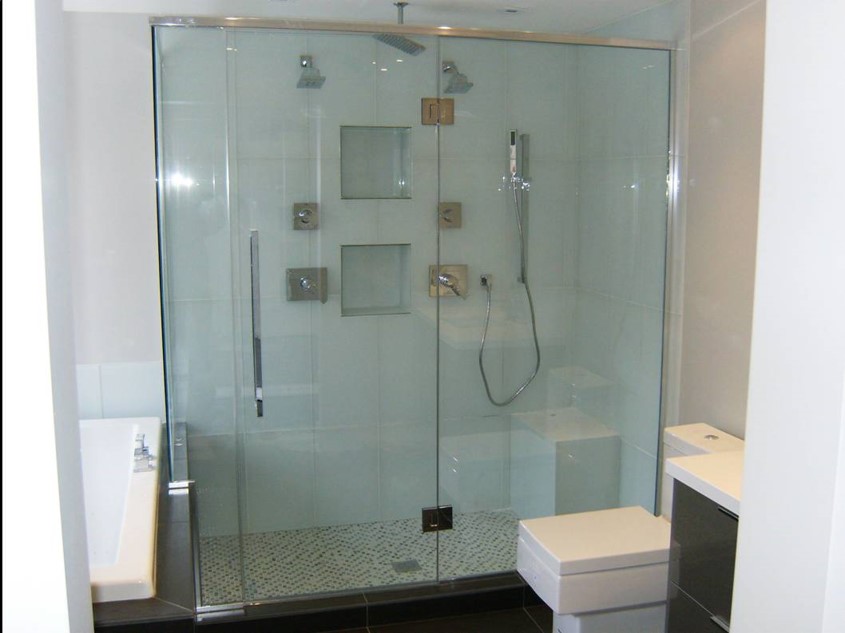 Glacier Glass Service Ltd | 410 Quebec St, Regina, SK S4R 1K7, Canada | Phone: (306) 545-3990