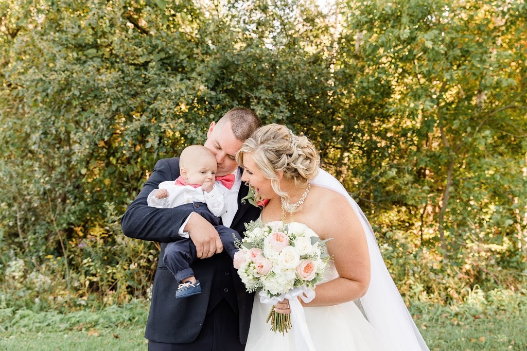 Crea Photography | 5 Georgian Dr, Warminster, ON L0K 2G0, Canada | Phone: (705) 345-6664
