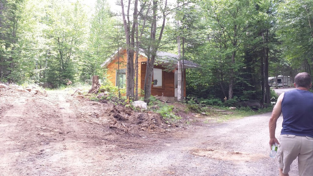 Camping du Lac Croche | 444 Chemin St Guillaume, Saint-Donat-de-Montcalm, QC J0T 2C0, Canada | Phone: (514) 239-6462