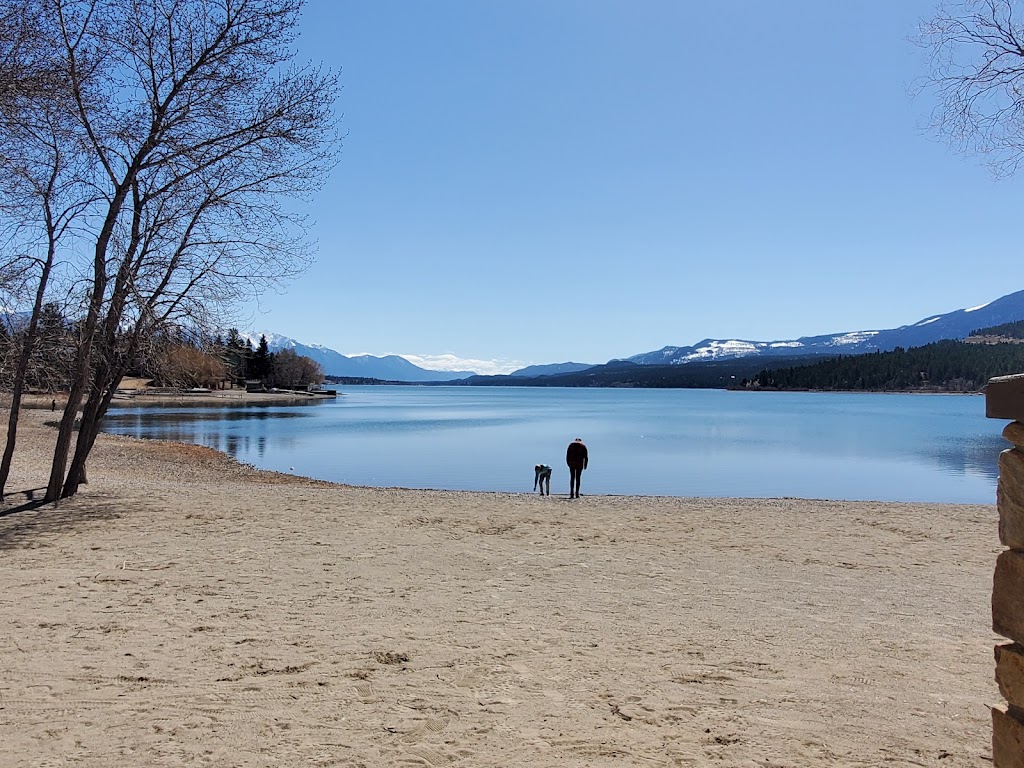 Columbia River Cafe | 1707 Fifth Ave, Invermere, BC V0A 1K0, Canada | Phone: (250) 342-7397
