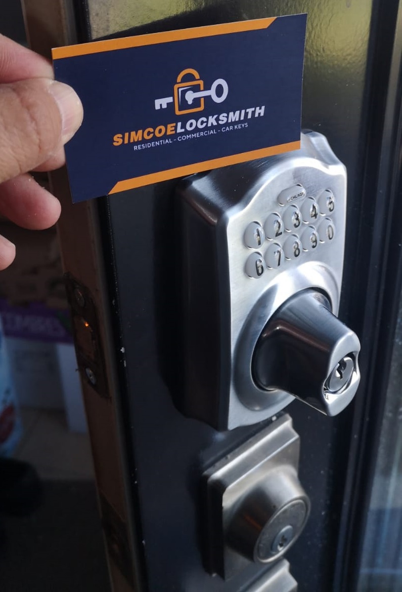 Simcoe Locksmith | 23 Tamarack Trail, Barrie, ON L4N 9R9, Canada | Phone: (249) 444-0900