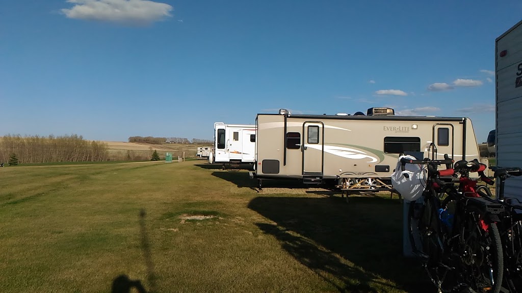 Beaver Dam Golf Course & RV Resort | Symons Valley Rd NW, Madden, AB T0M 1L0, Canada | Phone: (403) 946-5200