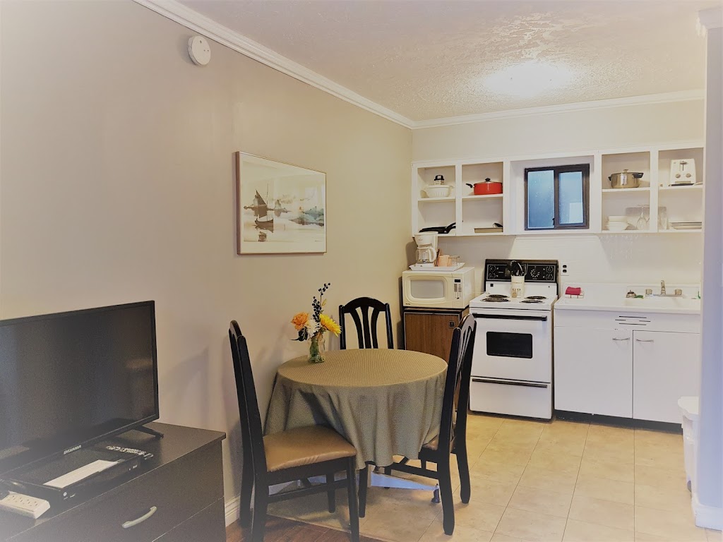 Westview Centre Motel | 4534 Marine Ave, Powell River, BC V8A 2K4, Canada | Phone: (604) 485-4023