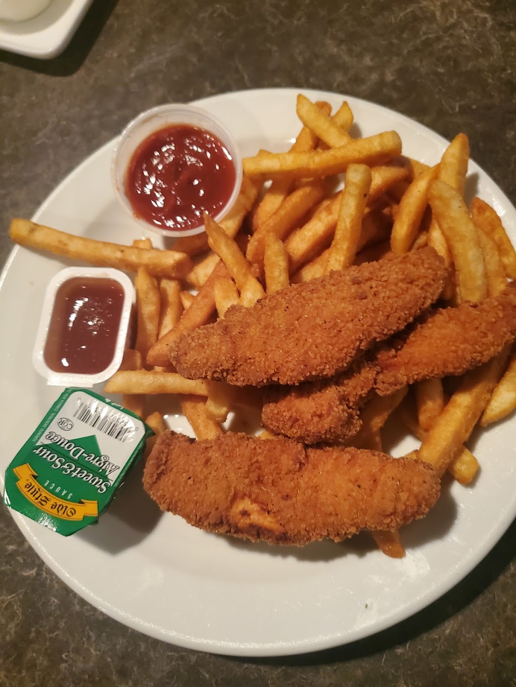 Monte Carlo Restaurant | 4907B 48 Ave, Camrose, AB T4V 0J4, Canada | Phone: (780) 672-1040