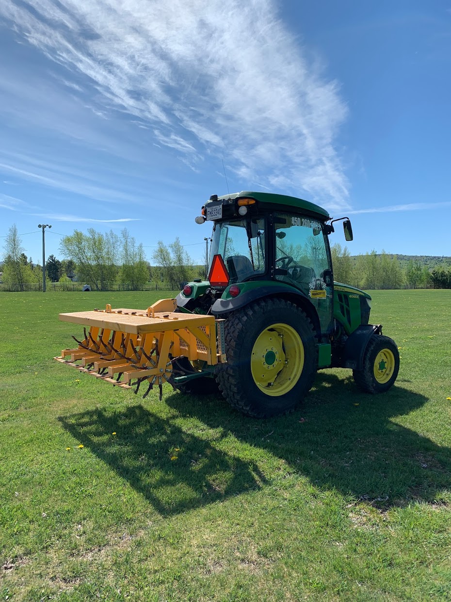 Tonte de pelouse Marcotte | 135 Rue de Bellechasse, Dunham, QC J0E 1M0, Canada | Phone: (450) 525-4039