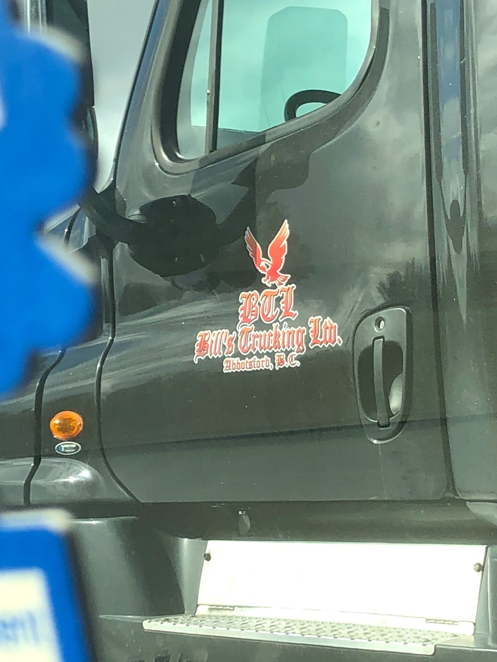 Bills Trucking Ltd | 4340 Mount Lehman Rd, Abbotsford, BC V4X 1Y1, Canada | Phone: (604) 854-3826