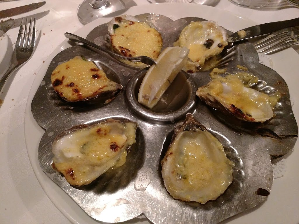 Lord Nelson Fine Dining | 650 Plains Rd E, Burlington, ON L7T 2E9, Canada | Phone: (905) 639-7950