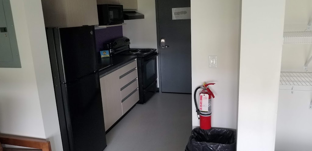 Mount Blakiston House | West Lethbridge, Lethbridge, AB T1K 6T3, Canada | Phone: (403) 329-2244