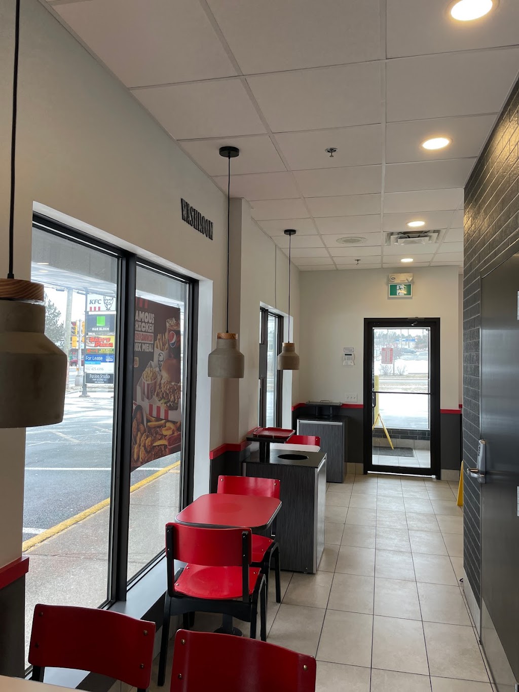 KFC | 971 Cole Harbour Rd, Dartmouth, NS B2V 1E8, Canada | Phone: (902) 434-7268