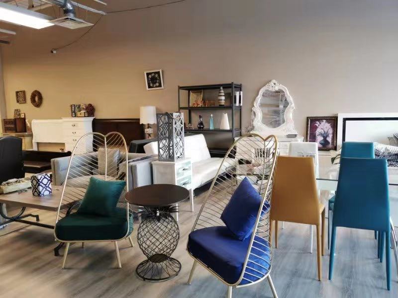 Your Signature Furniture（佳美家私） | 101 Cherryhill Blvd Unit 115, London, ON N6H 4S4, Canada | Phone: (226) 268-7703