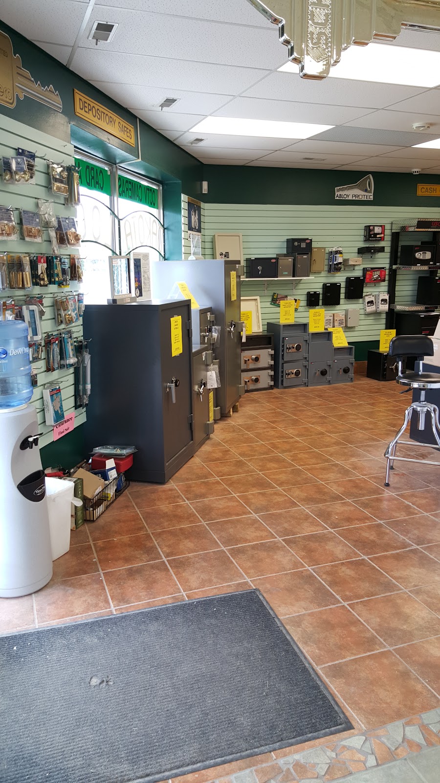 Dakota Lock & Safe Ltd | 1051 St Marys Rd, Winnipeg, MB R2M 3T1, Canada | Phone: (204) 254-5299