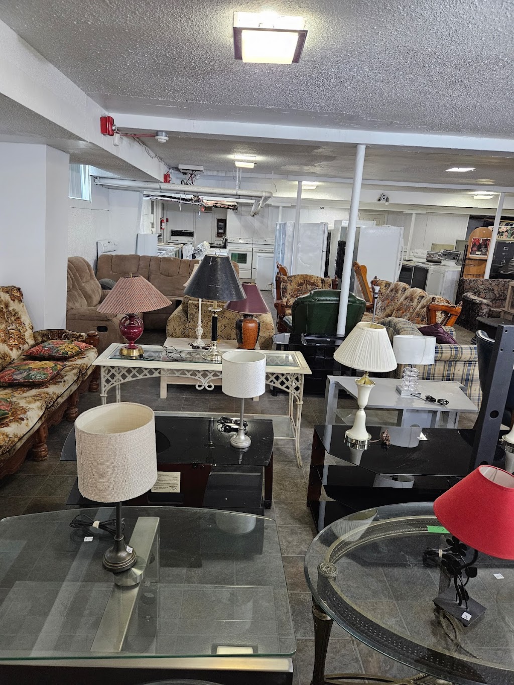 Bazar-La Pro | 4021 Bd Saint-Joseph Suite 2, Drummondville, QC J2B 1T1, Canada | Phone: (438) 835-7232