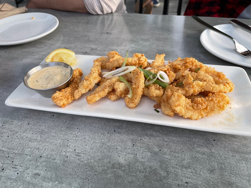 The Porch Restaurant | 4748 Sunshine Coast Hwy, Sechelt, BC V0N 3A2, Canada | Phone: (236) 471-0634