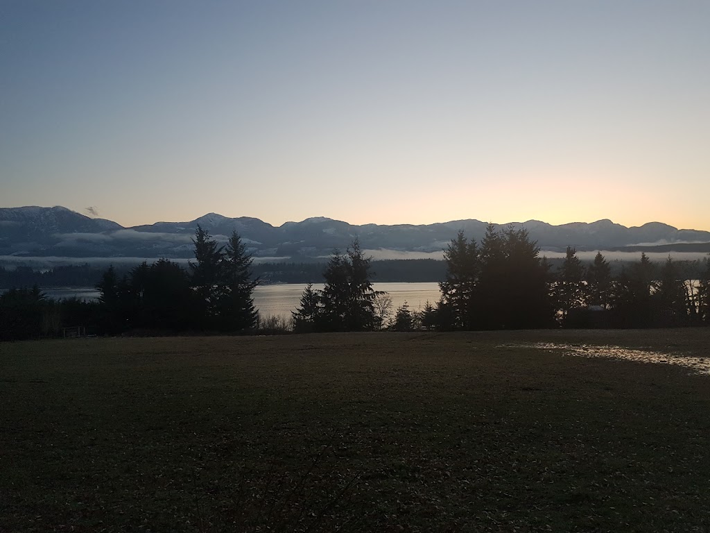 Westisle Farms/ The Chuckwagon | Piercy Rd, Denman Island, BC V0R 1T0, Canada | Phone: (250) 335-2278