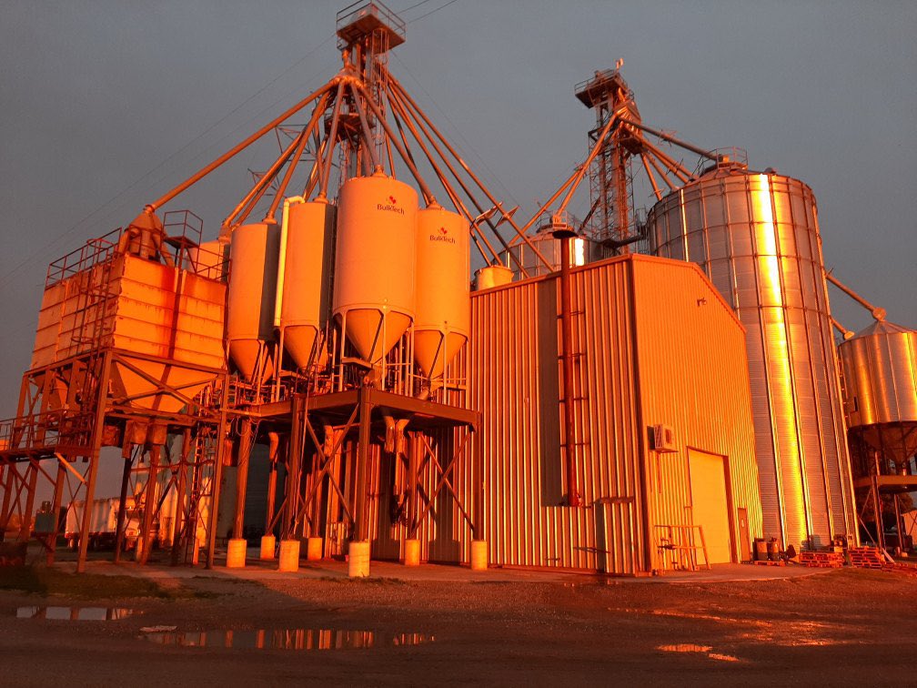 Talbot Elevators Ltd. | 52744 Talbot Line, Aylmer, ON N5H 2R1, Canada | Phone: (519) 773-2165