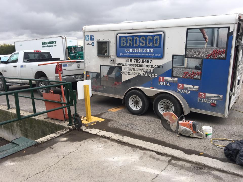 Nilestown Signs & Printing | 2278 Westchester Bourne, London, ON N6M 1H6, Canada | Phone: (519) 202-0223