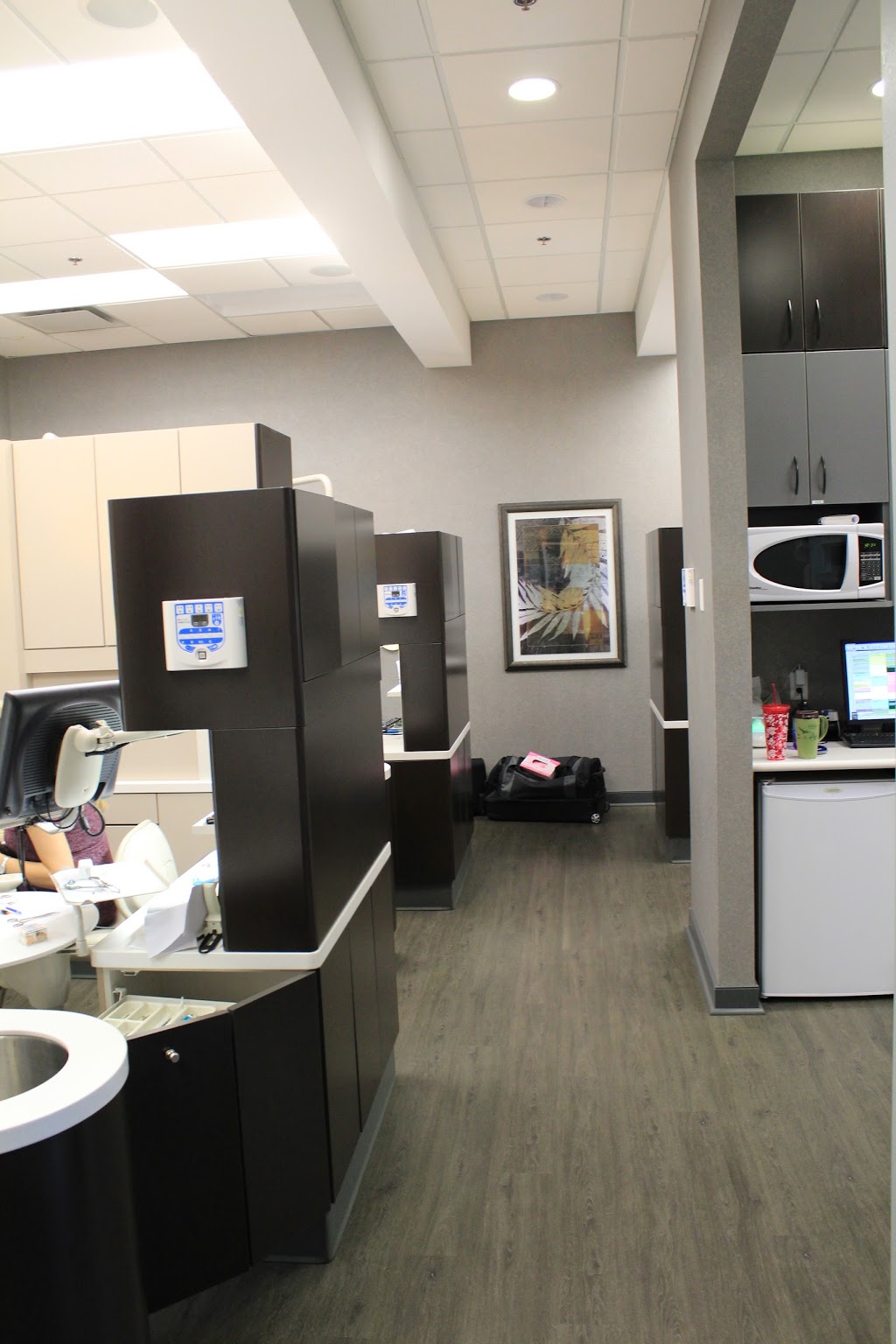 Suter Brook Dental Group | 121 Brew St #11, Port Moody, BC V3H 0E2, Canada | Phone: (604) 469-8522