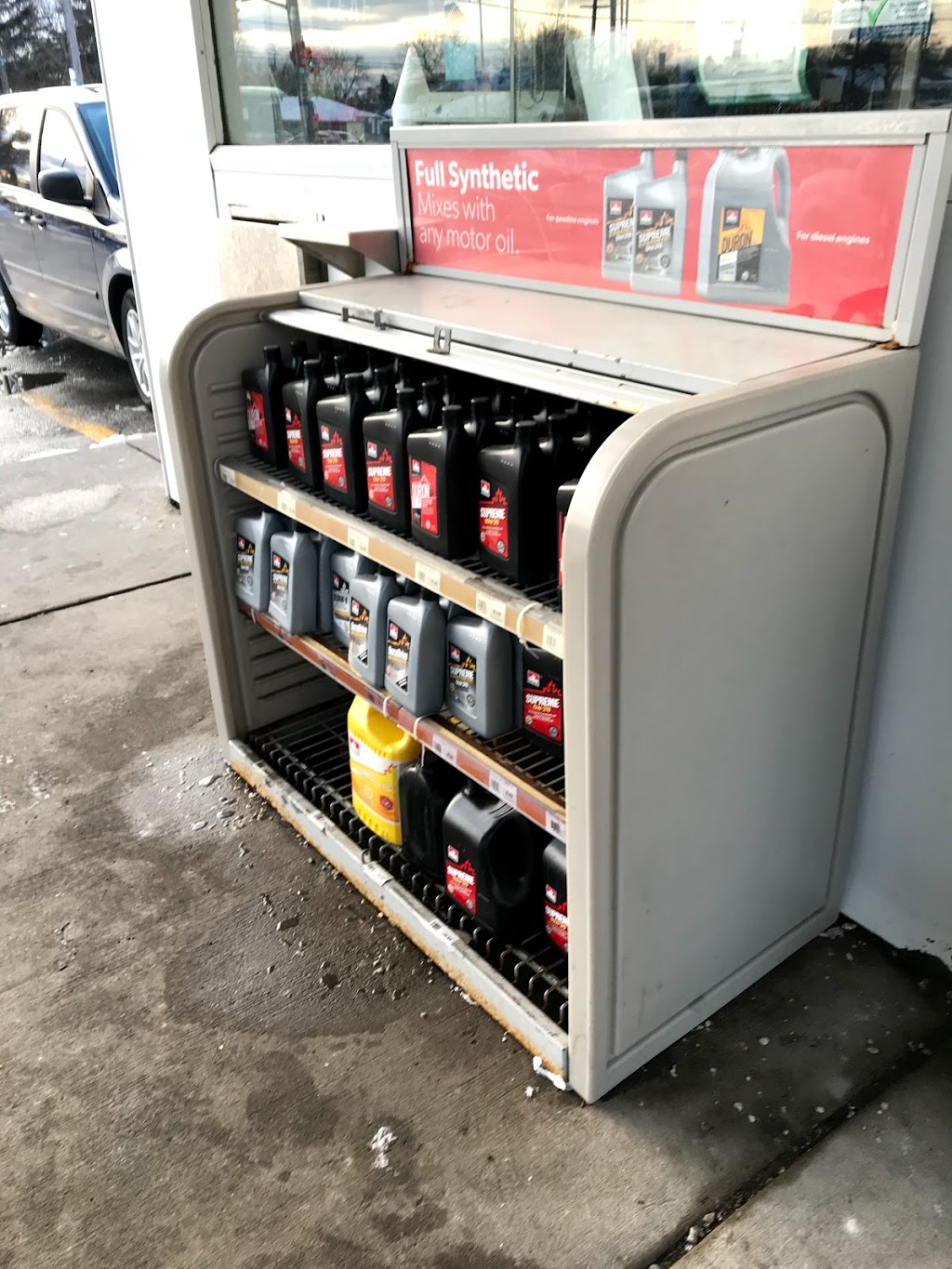 Petro-Canada & Car Wash | 20 Ellesmere Rd, Scarborough, ON M1R 4C1, Canada | Phone: (416) 445-3421