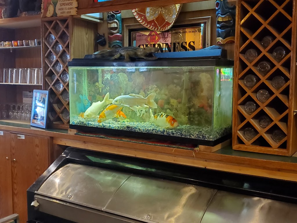 Beach Boy Restaurant | 70 1 Ave, Gimli, MB R0C 1B0, Canada | Phone: (204) 642-7560