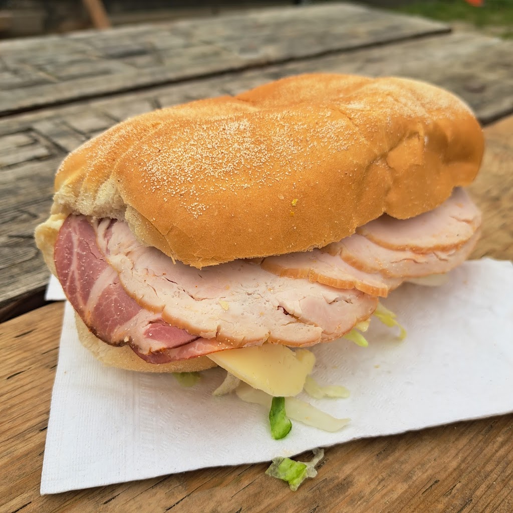 Di Rienzos Grocery | 111 Beech St, Ottawa, ON K1S 4P1, Canada | Phone: (613) 729-4037