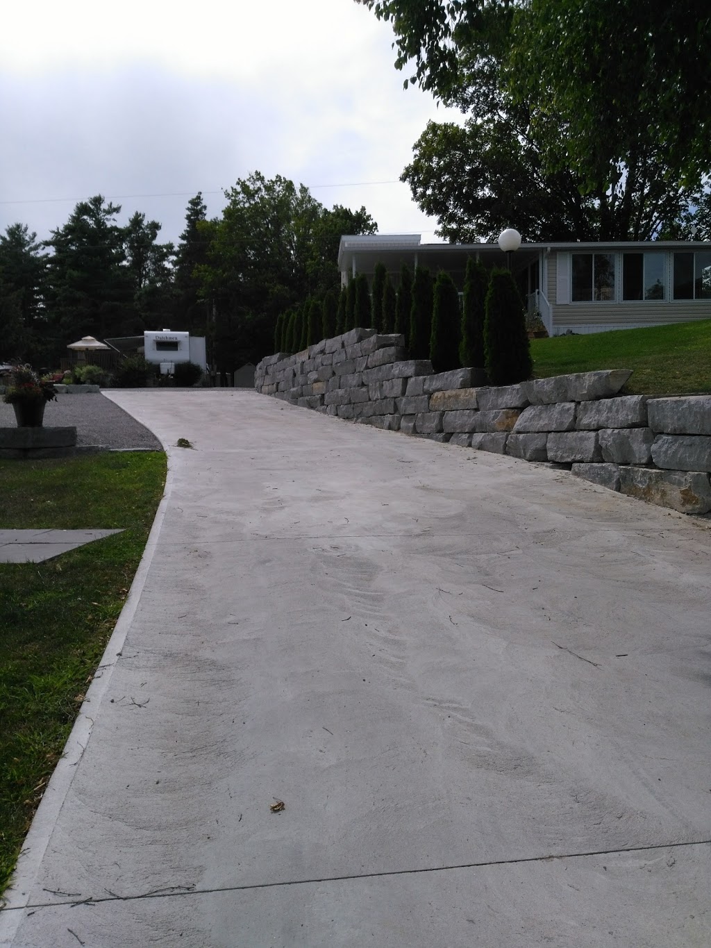 Green Acres Trailer Park | 8 Green Acres Ln, Bobcaygeon, ON K0M 1A0, Canada | Phone: (705) 738-3112