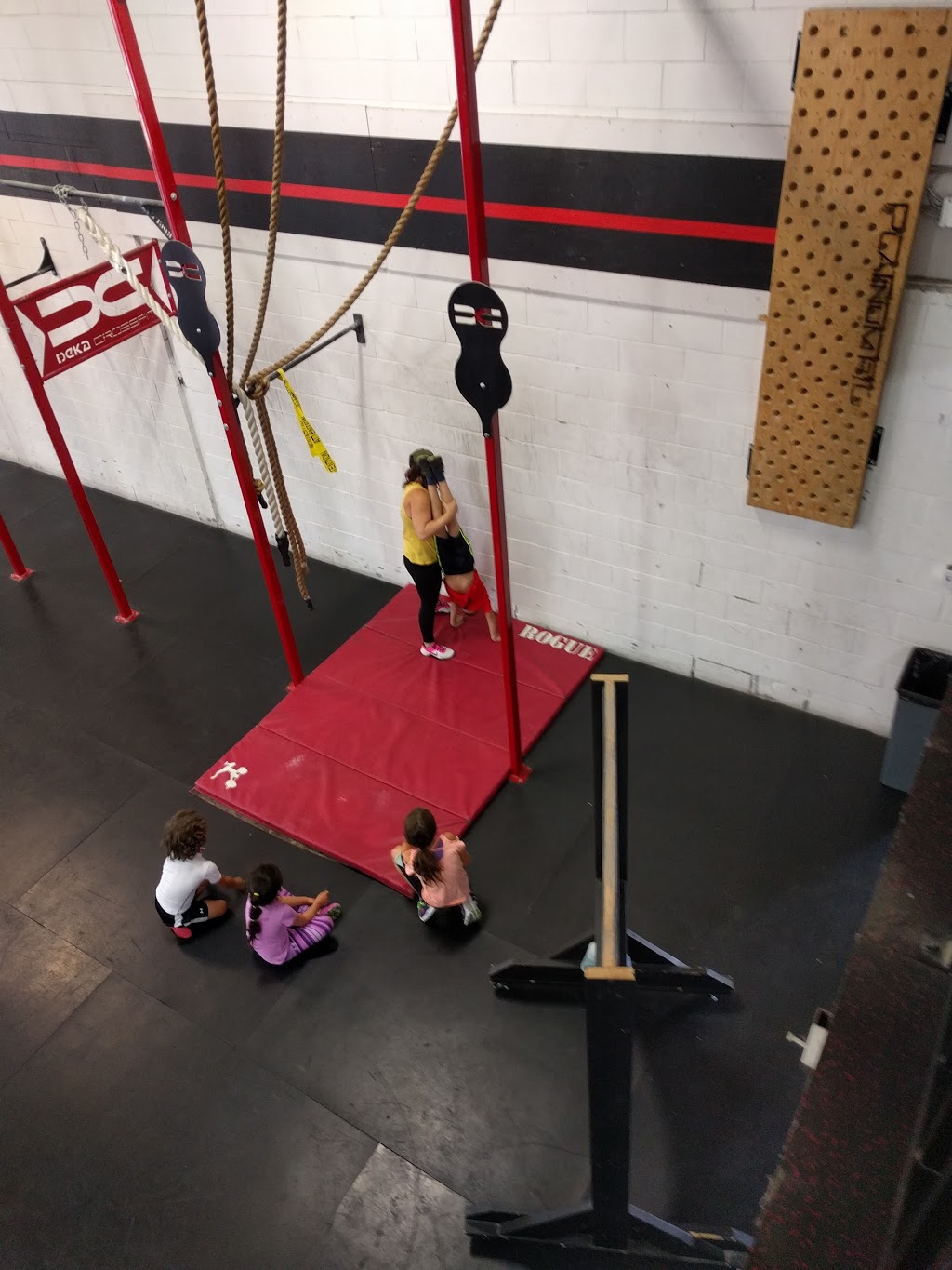 Deka CrossFit | 74 Boulevard de la Seigneurie E Local 11, Blainville, QC J7C 4N1, Canada | Phone: (450) 806-3352