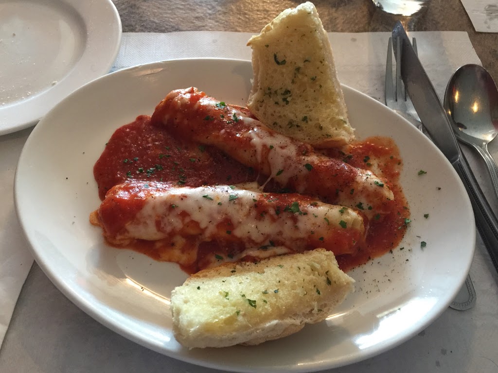 Pizarros | 366 Marguerite Ave, Vanier, ON K1L 6S5, Canada | Phone: (613) 747-7777