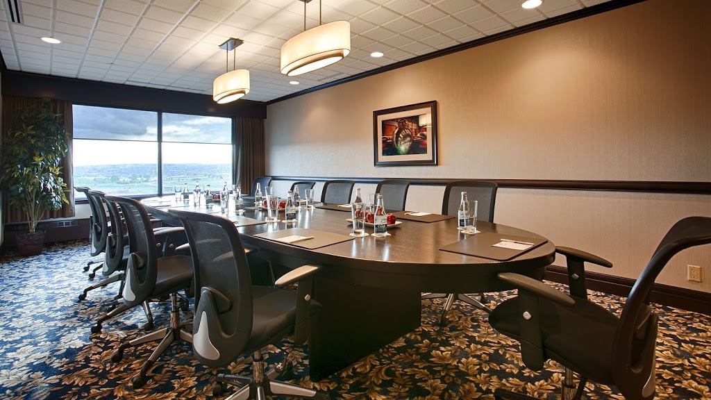 Best Western Plus Port OCall Hotel | 1935 McKnight Blvd NE, Calgary, AB T2E 6V4, Canada | Phone: (403) 291-4600