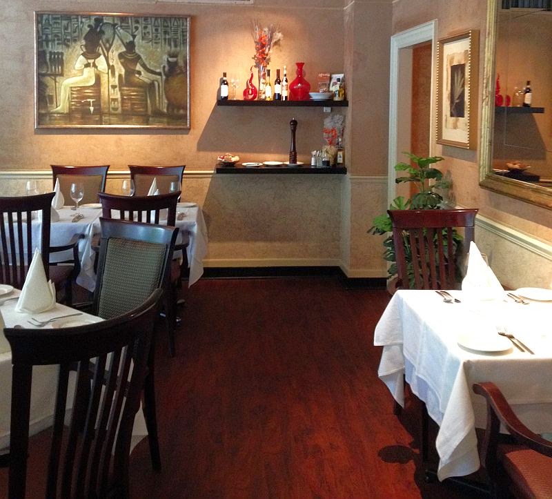 Bistro Five61 | 561 Avenue Rd, Toronto, ON M4V 2J8, Canada | Phone: (416) 923-2233