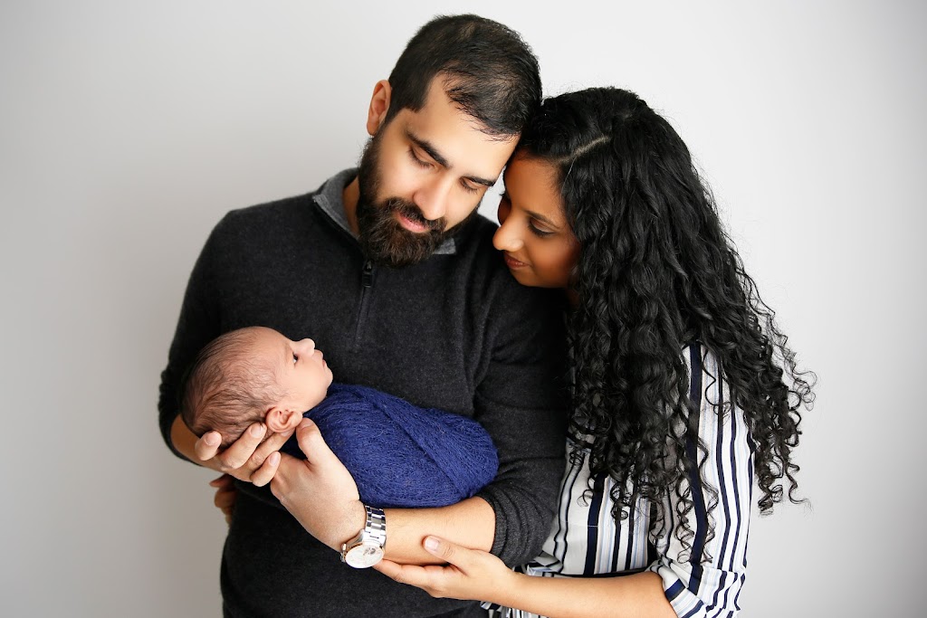 Captured by Anastasiia | Child Dr, Aurora, ON L4G 1Y8, Canada | Phone: (647) 920-0512