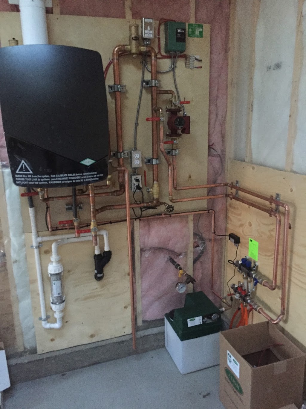 Caledonian Plumbing And Heating Ltd | Nw, Calgary, AB T3L 2X1, Canada | Phone: (403) 860-9471