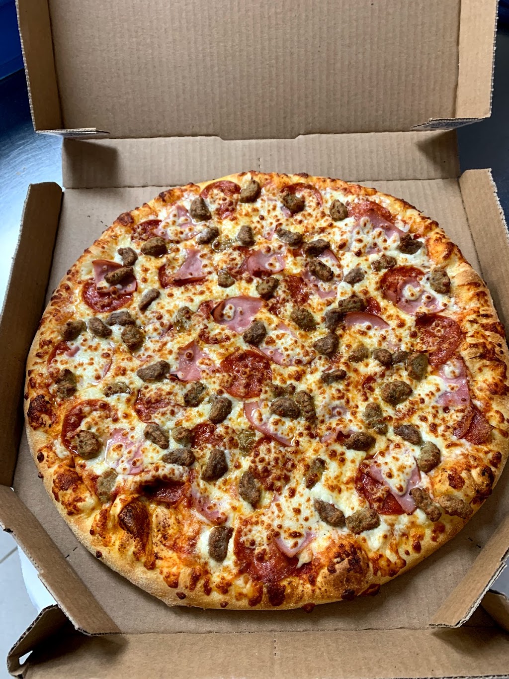 Dominos | 3500 Fallowfield Rd, Nepean, ON K2J 4A7, Canada | Phone: (613) 843-7600