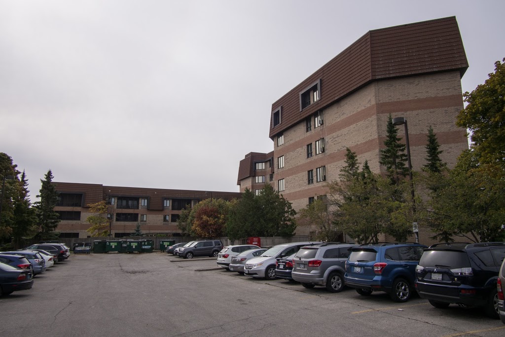 Midland Gardens Care Community | 130 Midland Ave, Scarborough, ON M1N 4B2, Canada | Phone: (416) 264-2301