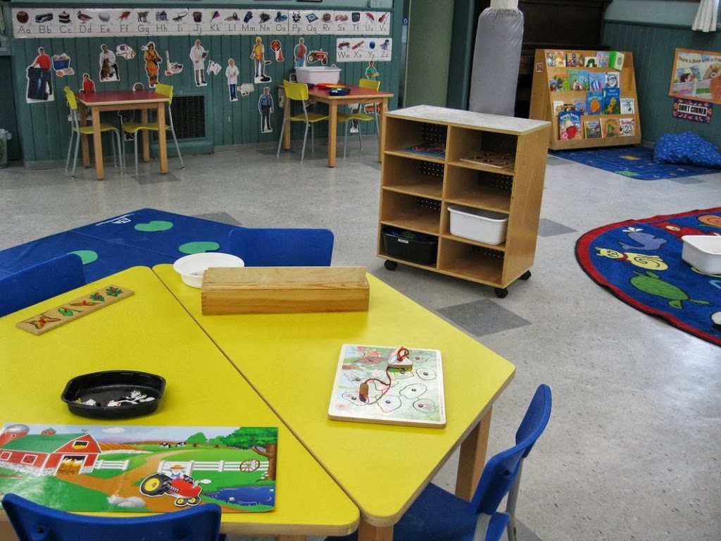 Bouncing Ball Co-operative Nursery School | 2230 Victoria Street West, Stroud, ON L0L 2M0, Canada | Phone: (705) 436-1569