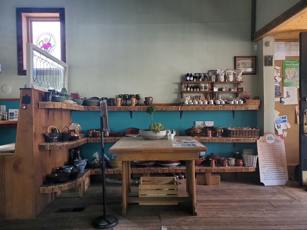 Thomasinas | 279 Bridge St, Princeton, BC V0X 1W0, Canada | Phone: (250) 295-2836