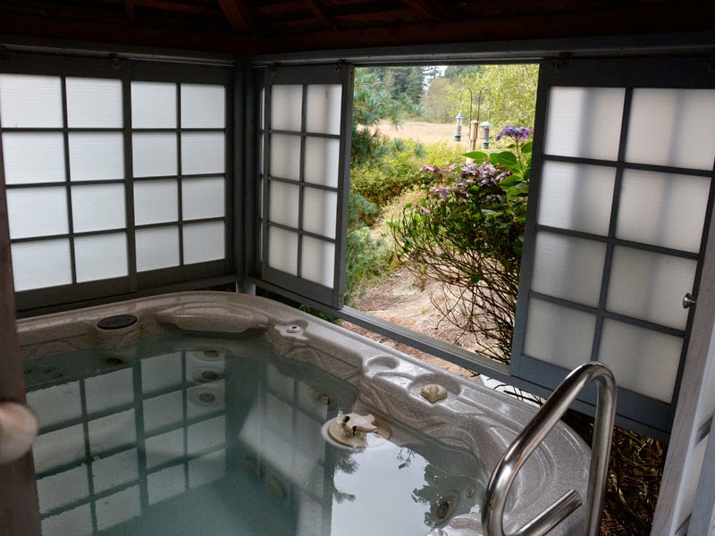 Otters Pond Bed and Breakfast | 100 Tomihi Dr, Eastsound, WA 98245, USA | Phone: (360) 376-8844