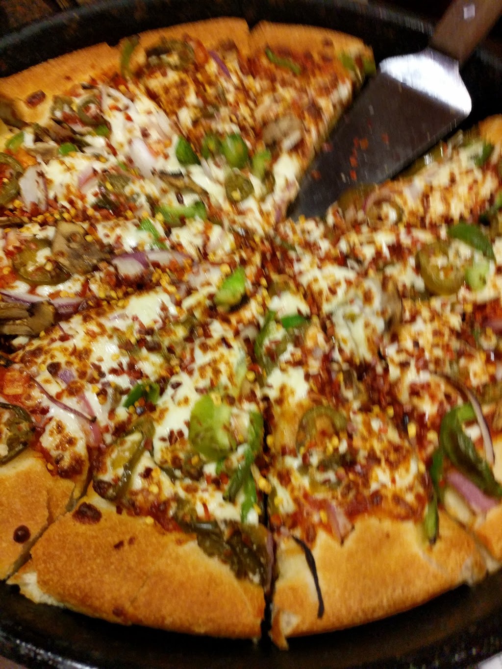 Pizza Hut | 39 Warne Crescent, Kingston, ON K7L 4V4, Canada | Phone: (613) 531-9540