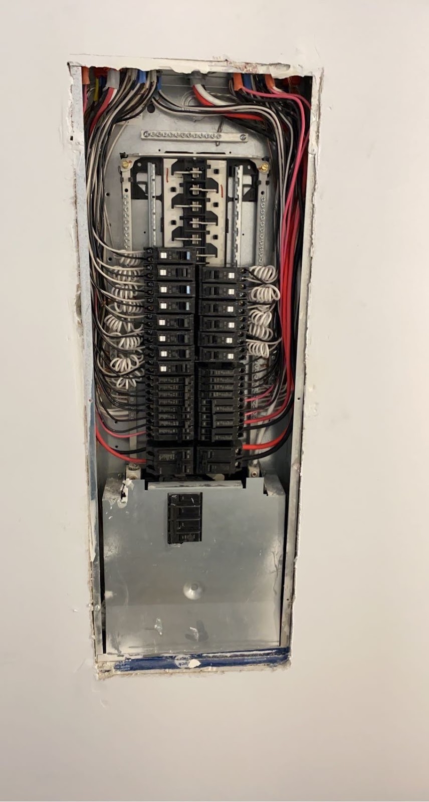 Sandstorm Electric Ltd. | 14427 68 Ave, Surrey, BC V3S 2A8, Canada | Phone: (604) 653-7861