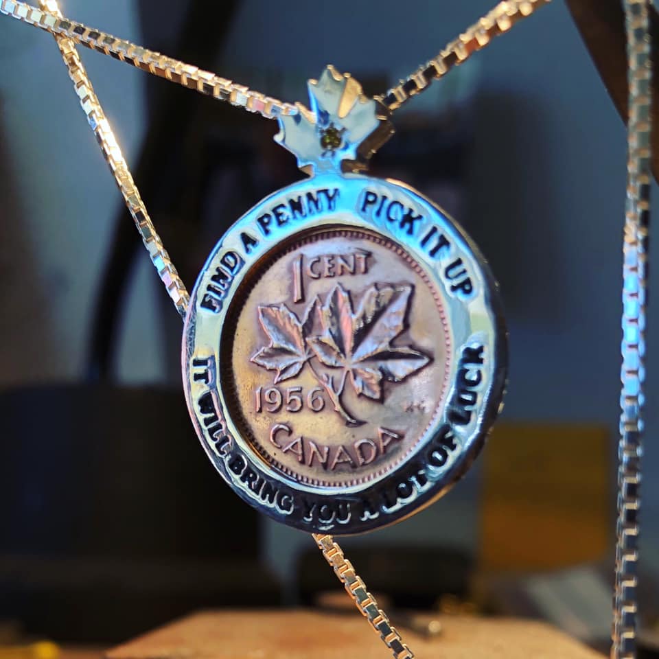 Creative Custom Gold | 115 4th Ave E, Three Hills, AB T0M 2A0, Canada | Phone: (403) 823-0765