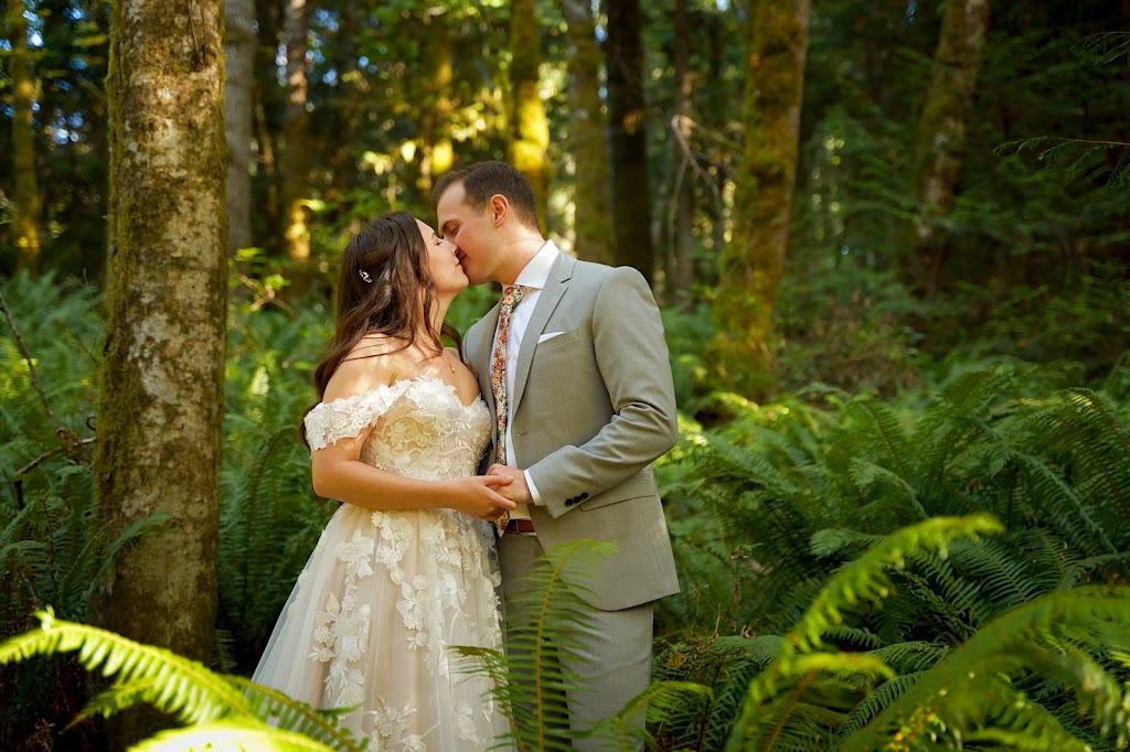 Starfish Photography | 8787 Carmanah Terrace, North Saanich, BC V8L 5E9, Canada | Phone: (250) 889-5461